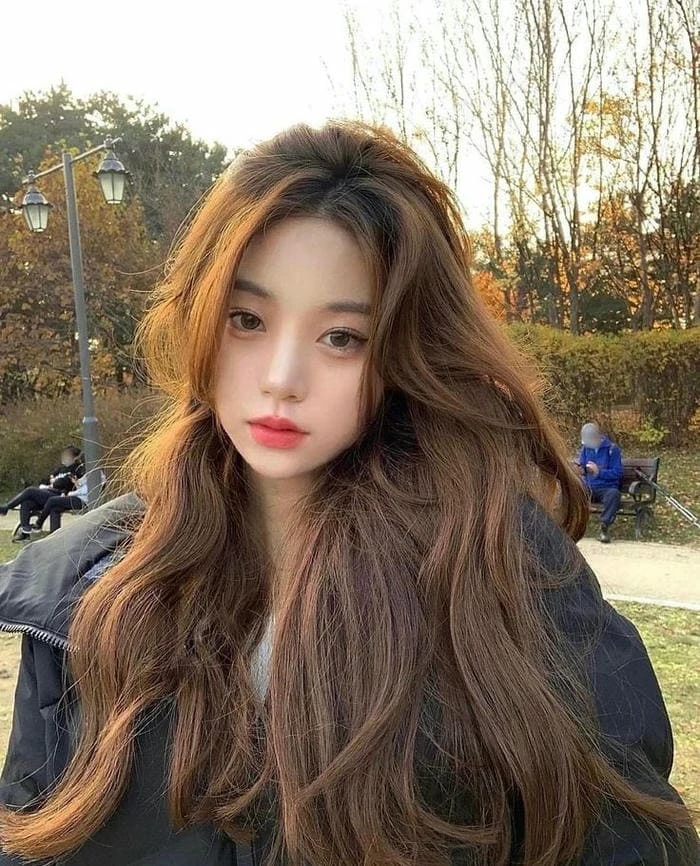 Ảnh gái 2k9 tóc dài