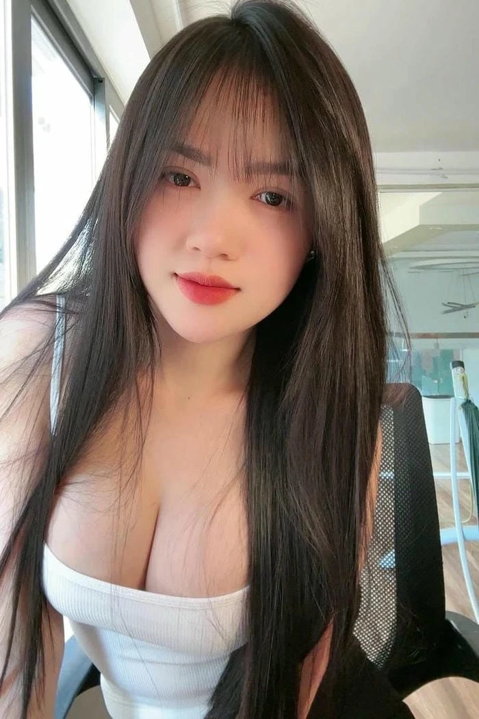 Cô gái gợi cảm trong trang phục sexy