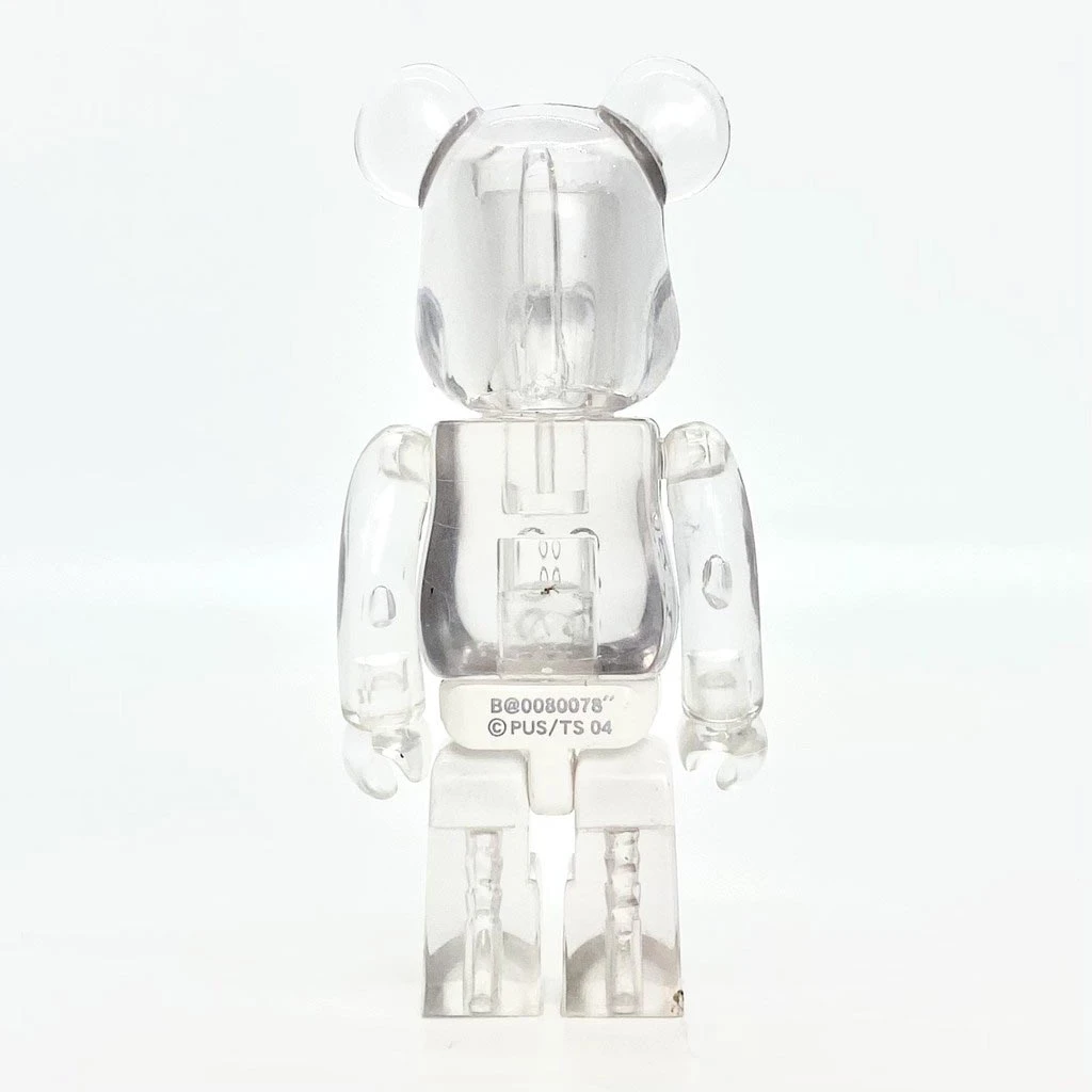 Bearbrick trong suốt