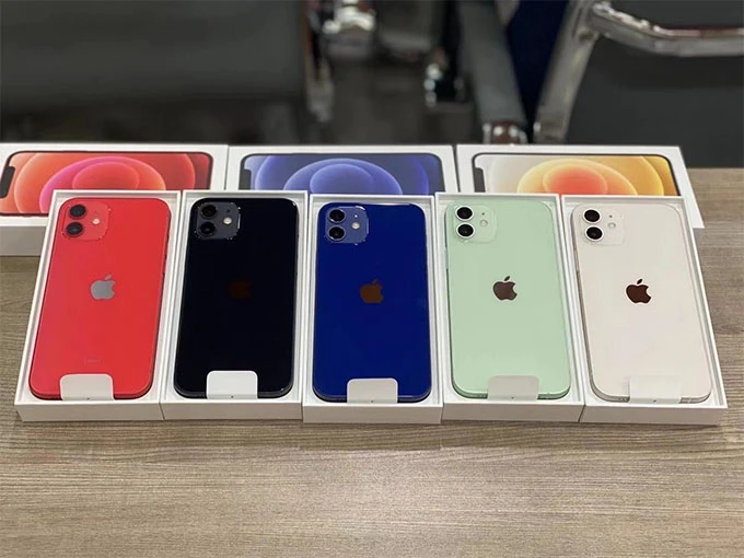 Màu xanh dương của iPhone 12