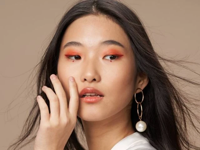Mẹo kẻ mắt cho mắt 1 mí cực đơn giản