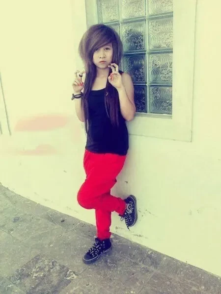 Ảnh trẻ trâu ngầu