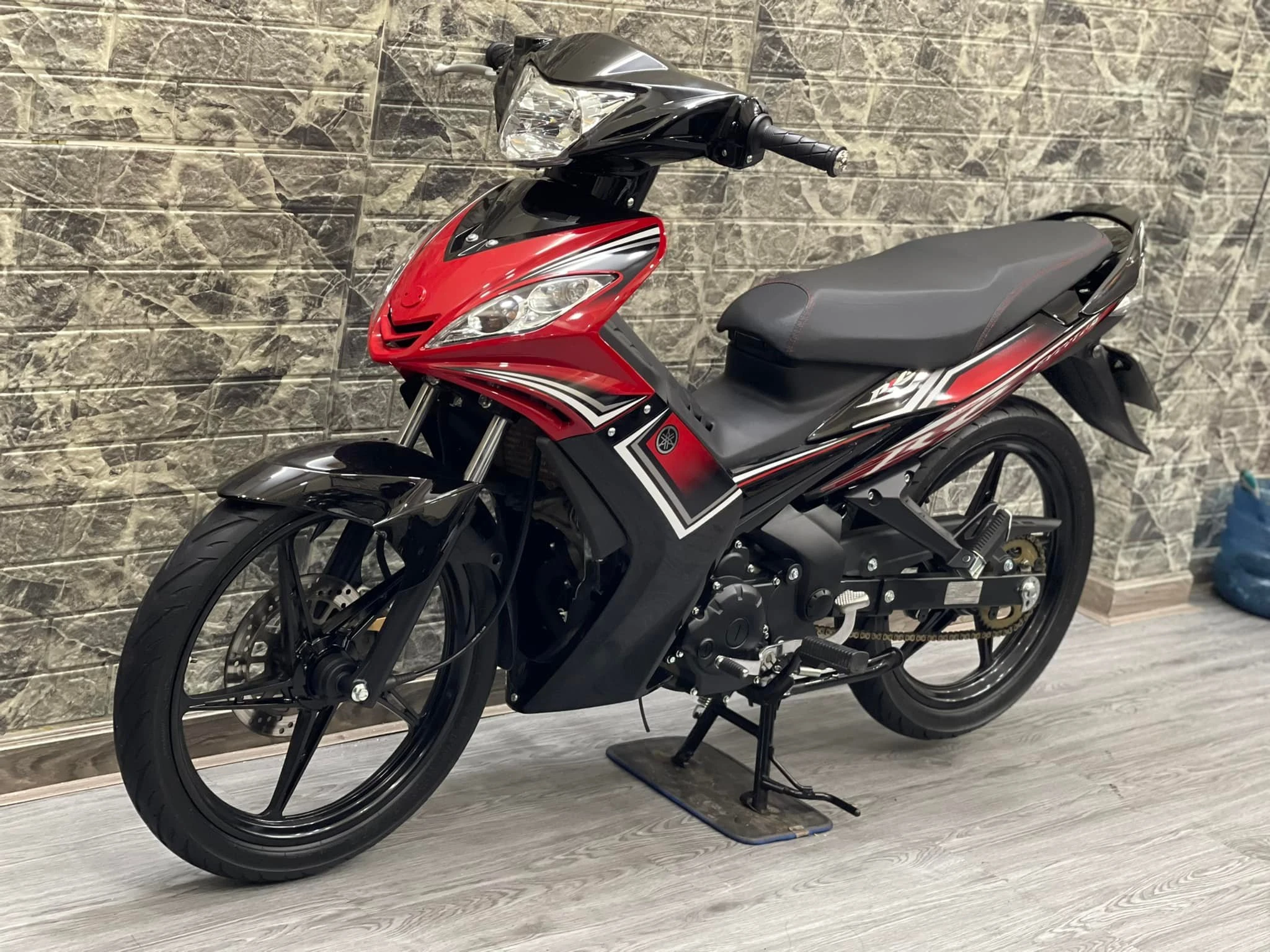 Hình ảnh bộ tem đẹp mắt