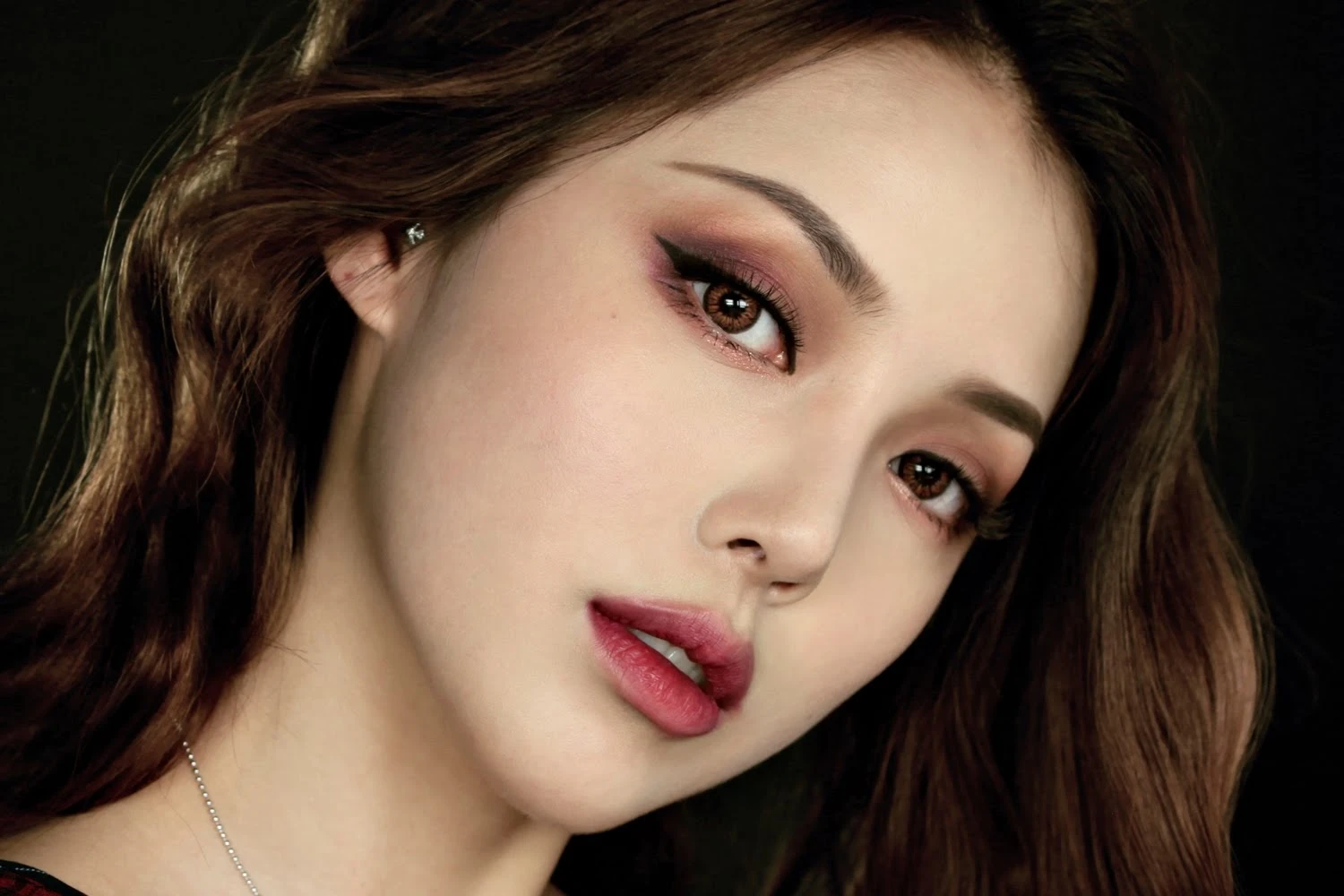 Mắt khói ấn tượng