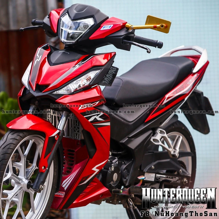 Tem xe Winner V1 đỏ đen
