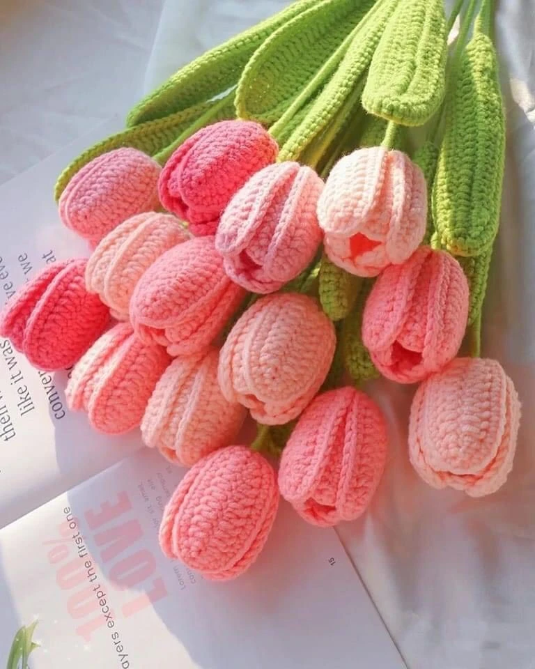 Móc hoa tulip ghép cánh nghệ thuật