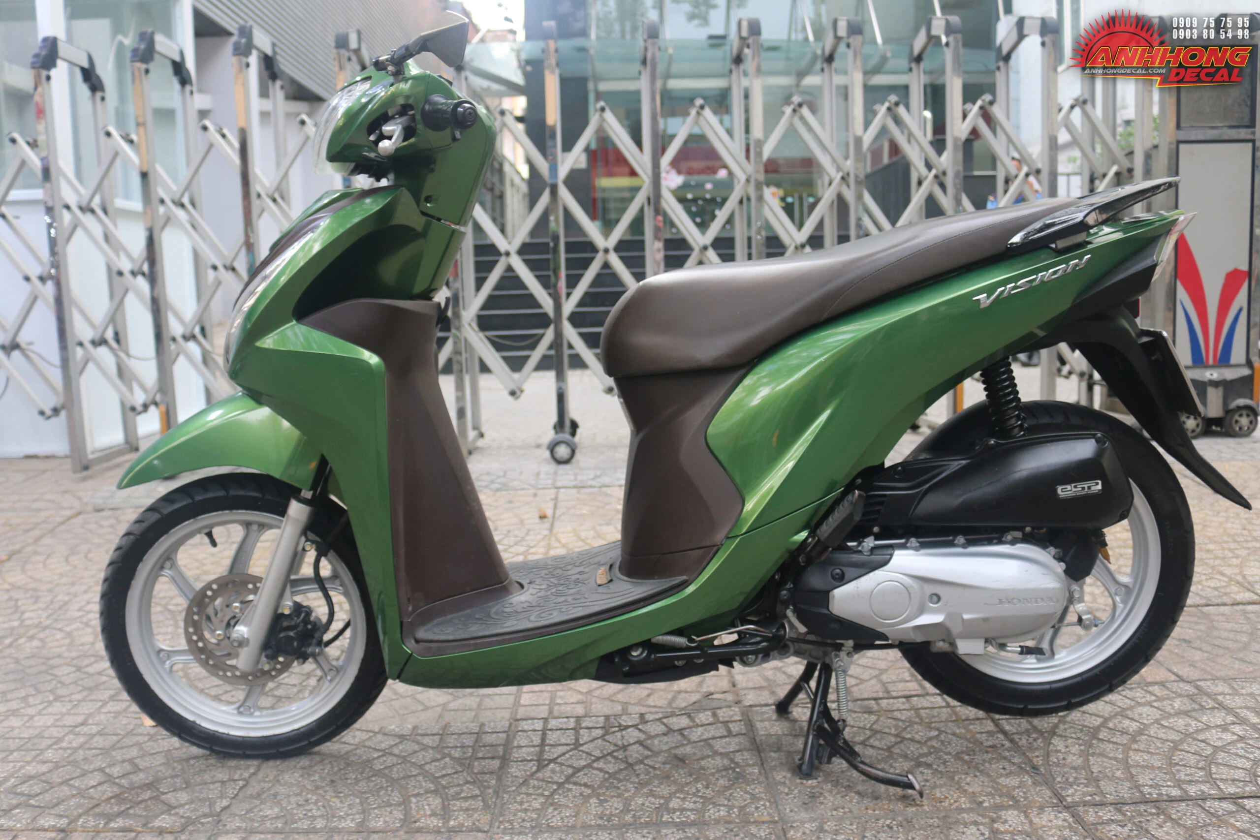 Xe Vision màu xanh lá
