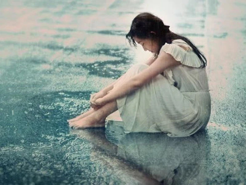Hình ảnh cô đơn đau khổ