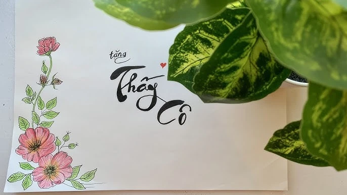 Vẽ hoa dây leo trang trí