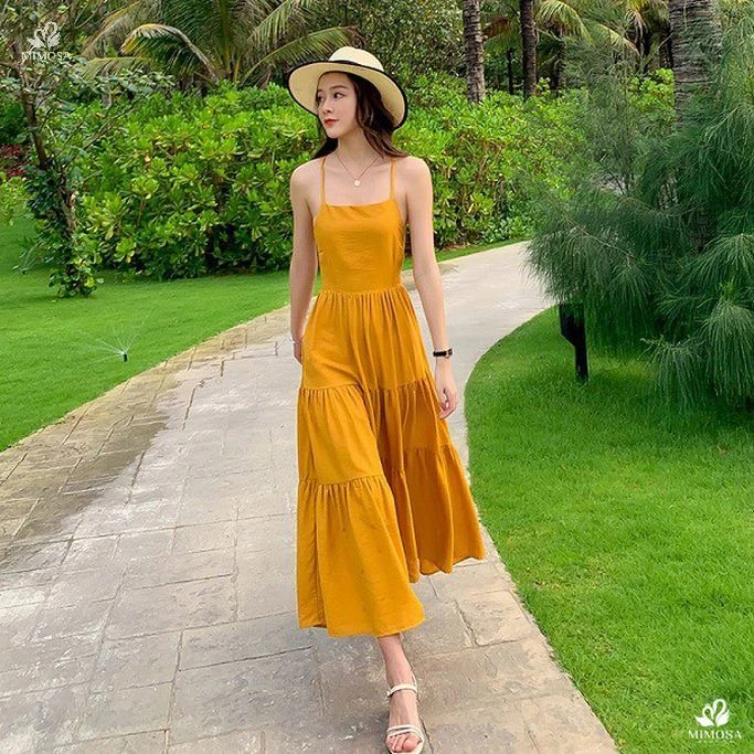 Nhấc váy nhẹ nhàng