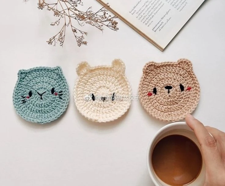 Miếng lót ly đan xen