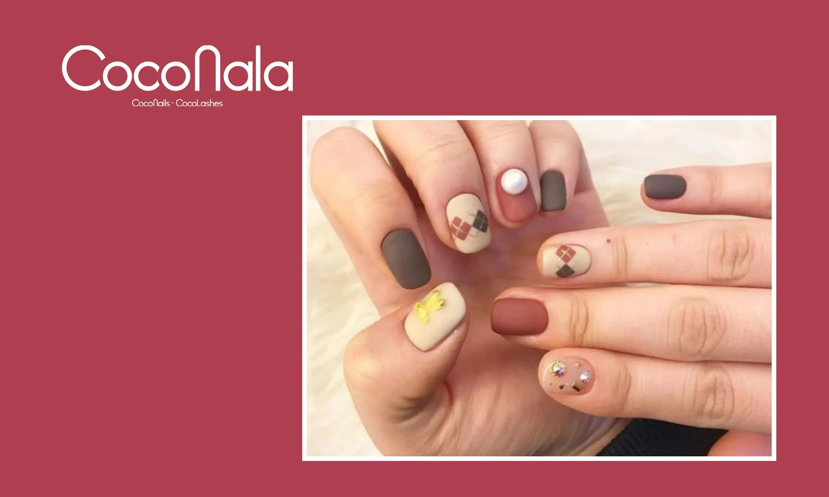 Mẫu nail họa tiết hình vuông xếp