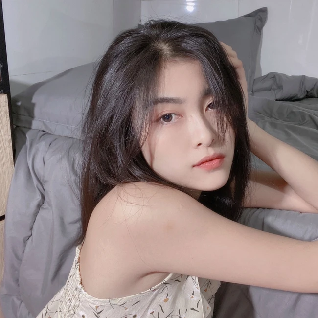 Hình ảnh cô gái xinh đẹp