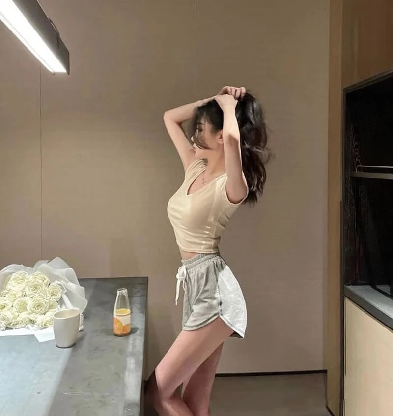 Hình ảnh cô gái thời trang