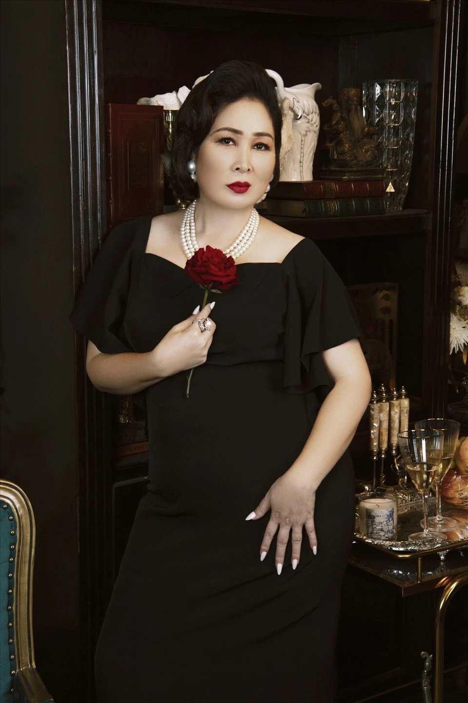 Phụ nữ lớn tuổi tham gia hoạt động cộng đồng