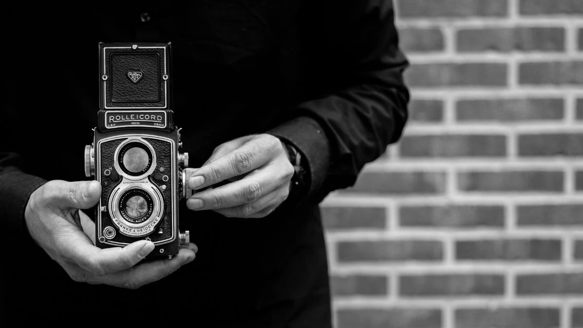 Máy ảnh vintage cổ điển