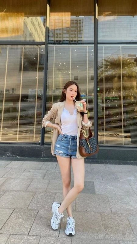 Cách tạo dáng chụp ảnh đứng ngầu