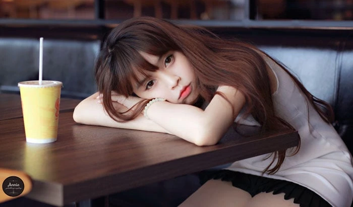 Hình nền gái xinh 4K
