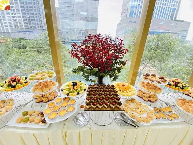Bàn tiệc ngọt sang trọng
