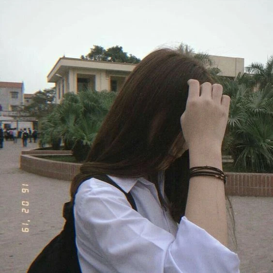 Hình ảnh đại diện nữ ngầu che mặt