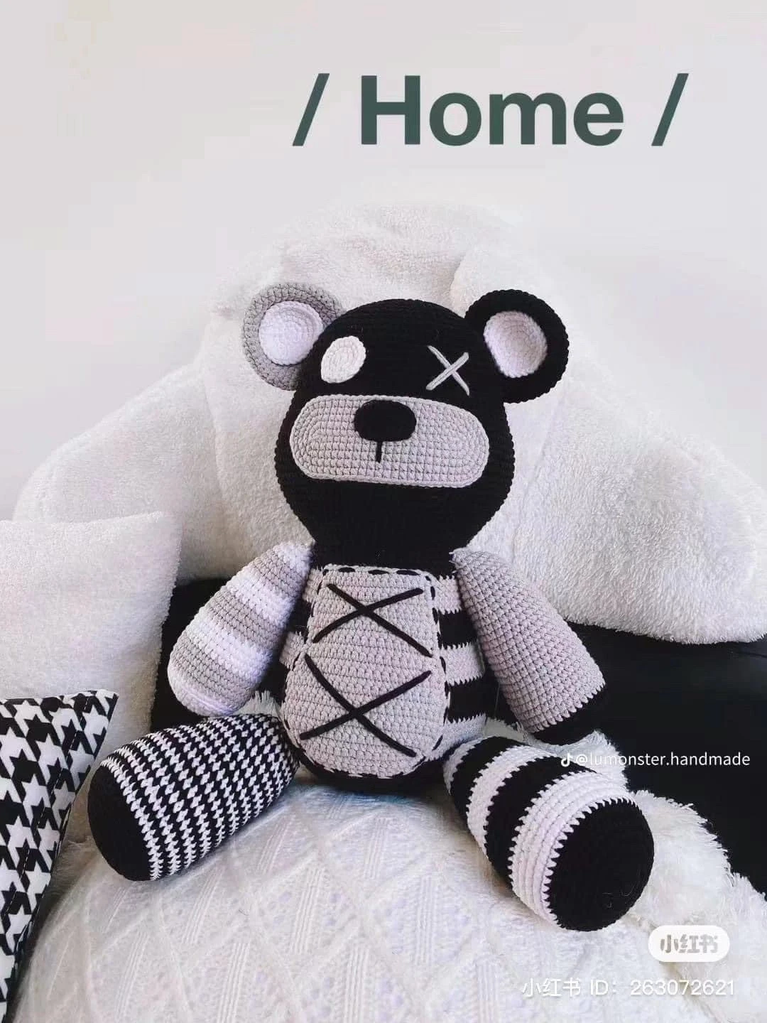 Hình ảnh hướng dẫn móc Bearbrick