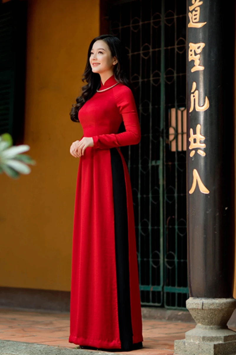 Nắm vạt áo