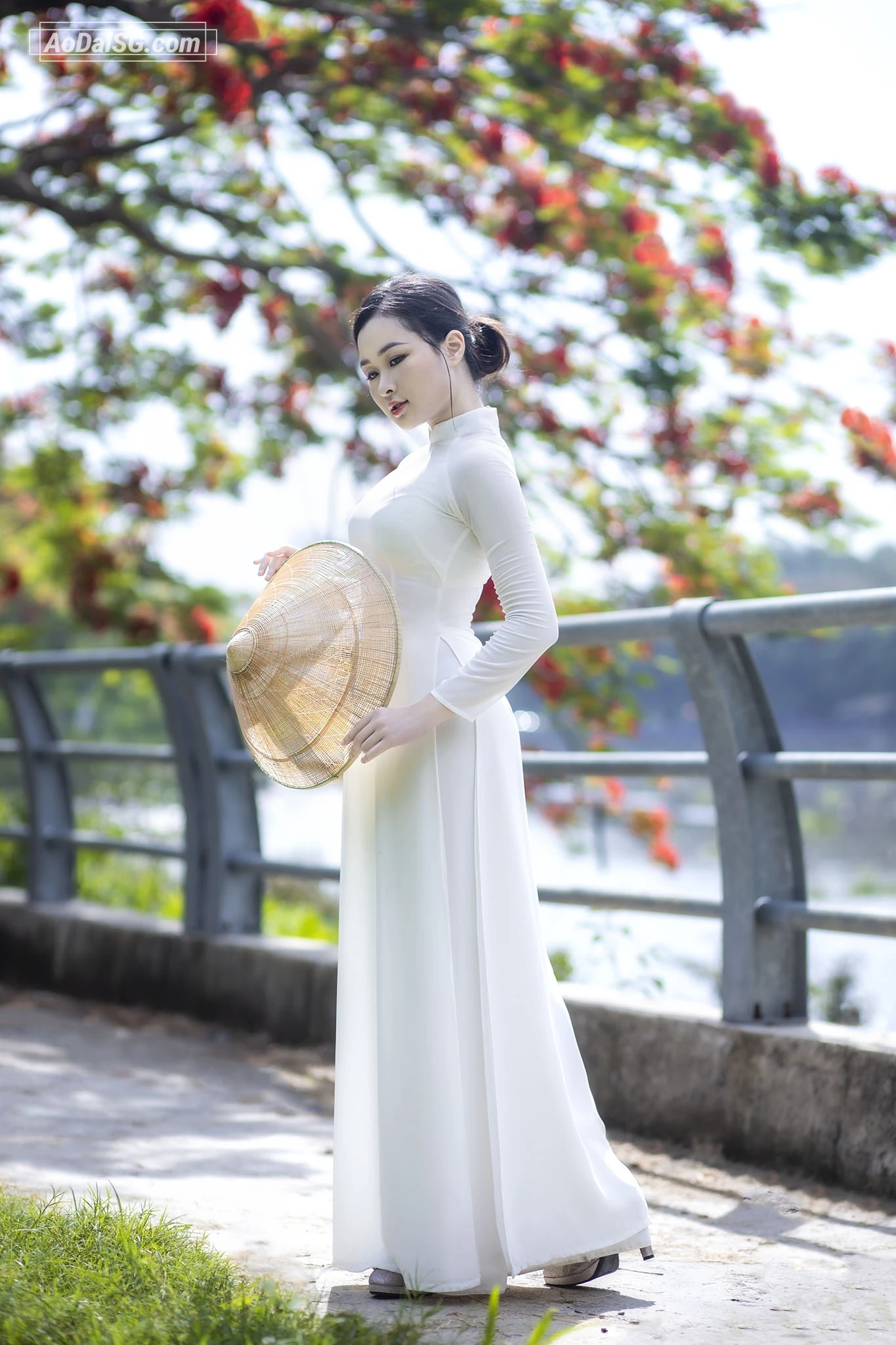 Ngồi nghiêng