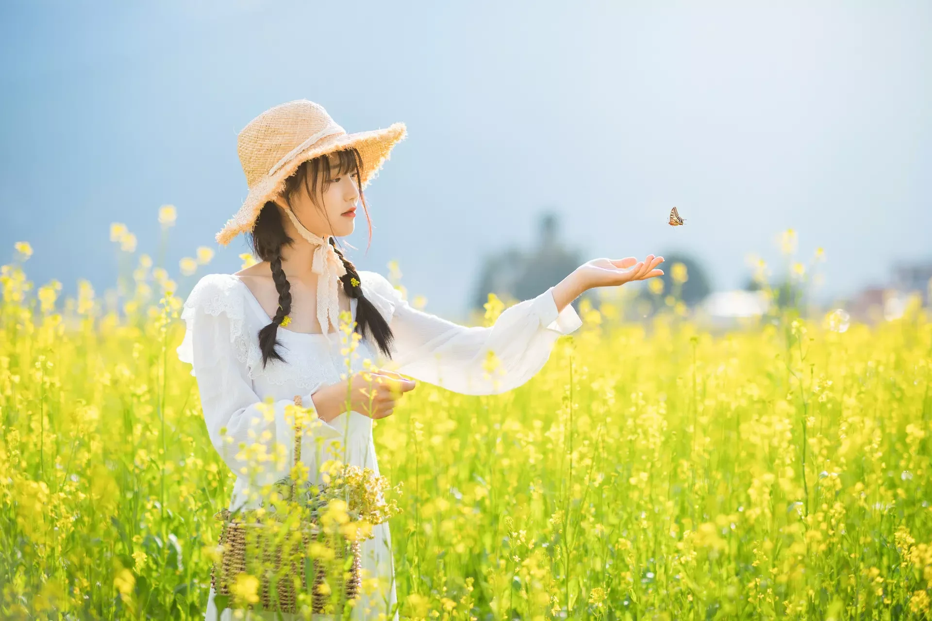 Tương tác với hoa