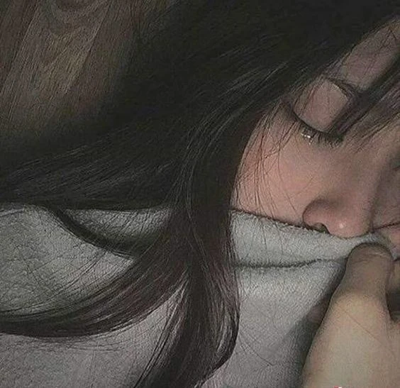 Hình ảnh buồn đẹp và mạnh mẽ