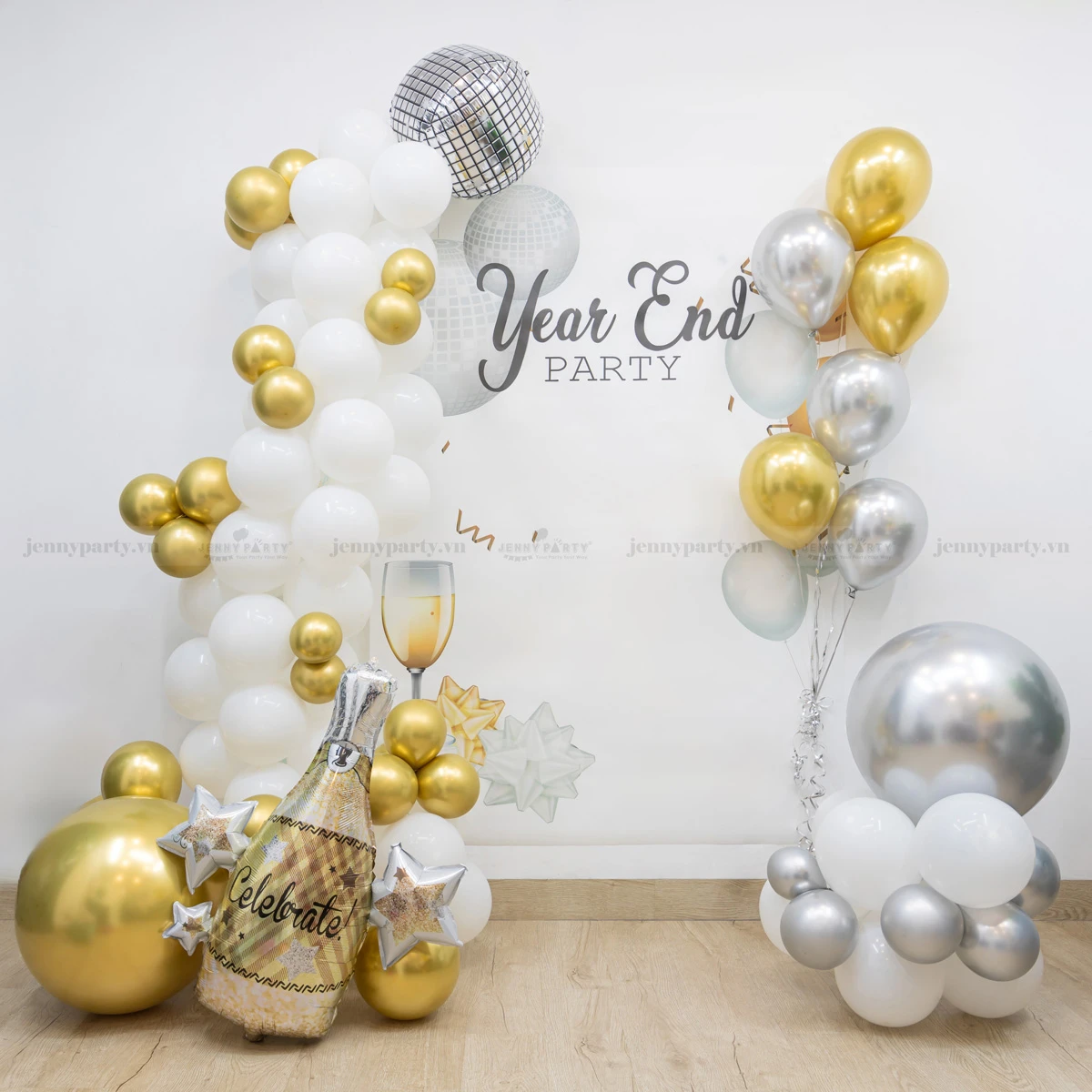 Mẫu backdrop bóng bay dễ thương