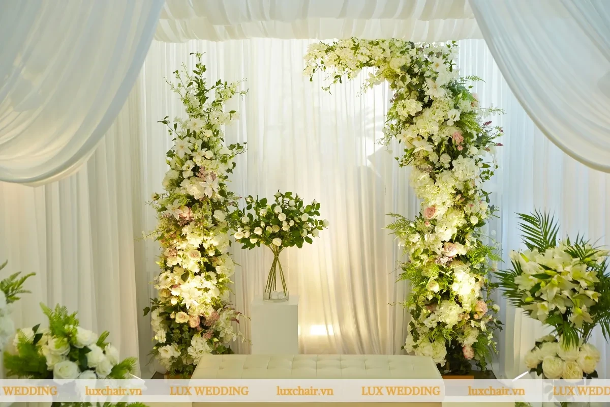 Nền cưới tối giản