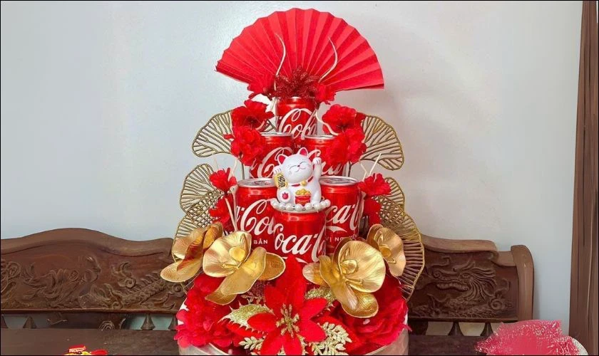Tháp nước ngọt trang trí Tết