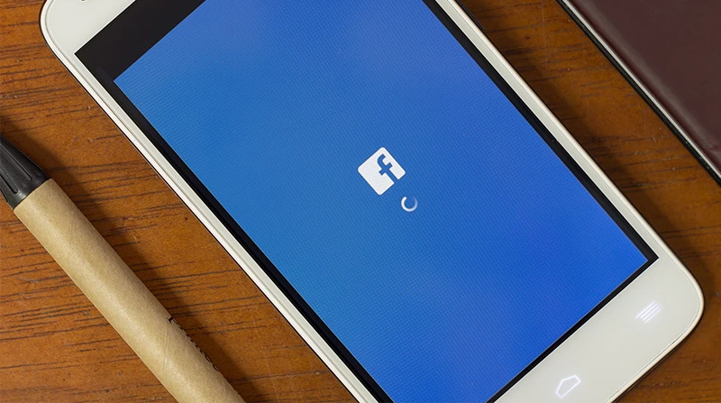 Không vào được Facebook trên điện thoại