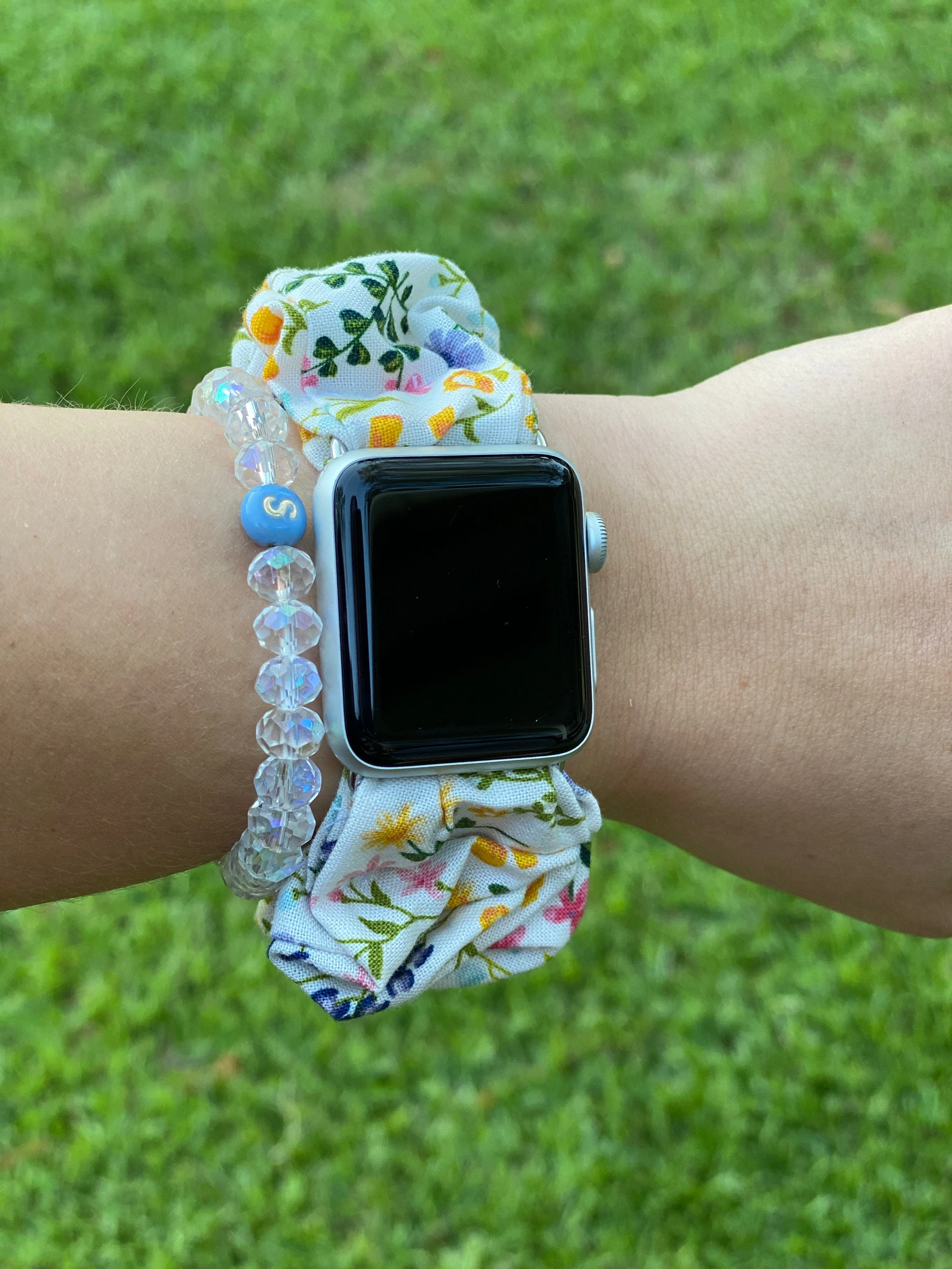 Dây đeo scrunchie phong cách nữ tính
