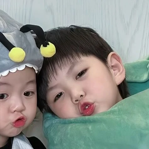 Ảnh em bé cute