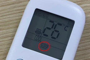 Nút Sleep trên điều khiển điều hòa Casper