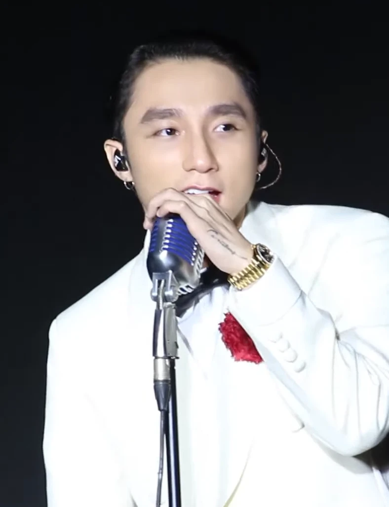 Sơn Tùng M-TP 2021