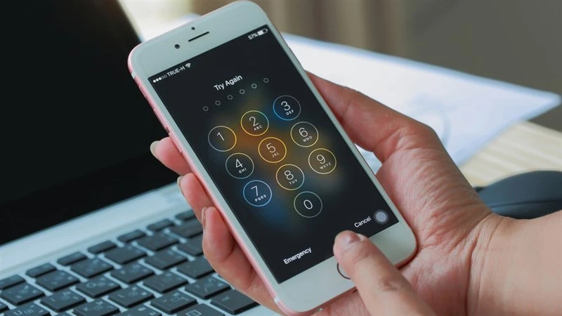 Khôi phục iPhone bằng iTunes