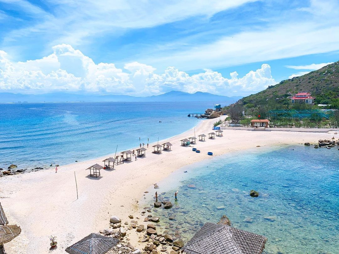 Bỏ túi 14 địa điểm du lịch Nha Trang nổi tiếng, check-in tuyệt đẹp