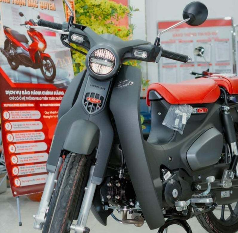 Giá Honda Super Cub C125 mới nhất tháng 10/2024