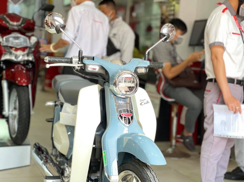 Giá Honda Super Cub C125 mới nhất tháng 10/2024