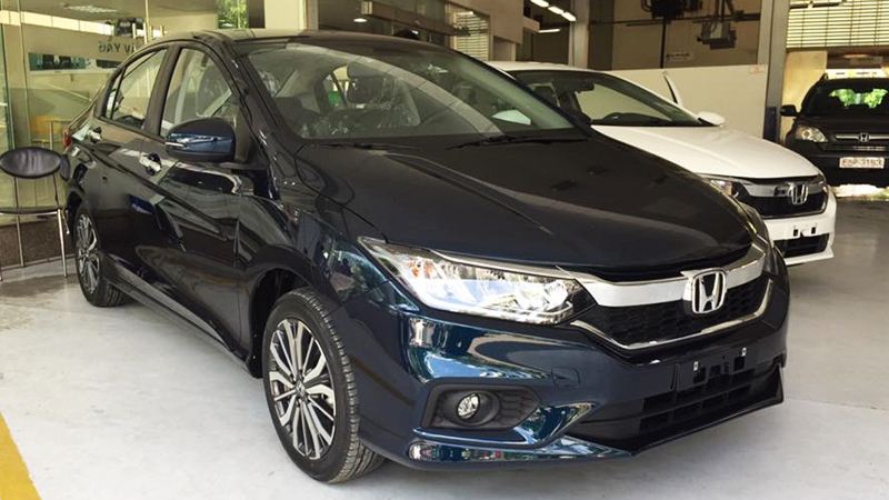 Những điểm khác nhau hai phiên bản Honda City 2017