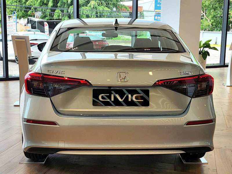 Giá lăn bánh Honda Civic mới nhất tháng 05/2024 - otohondaquan2.vn