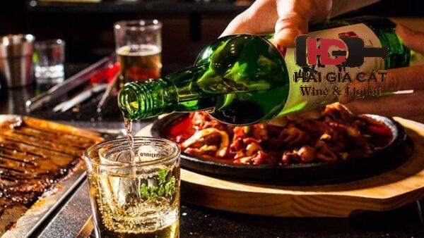 Rượu Soju bao nhiêu calo? Uống nhiều rượu soju có tốt không?