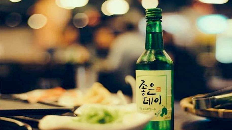 1 thùng rượu soju bao nhiêu tiền? bao nhiêu chai ?