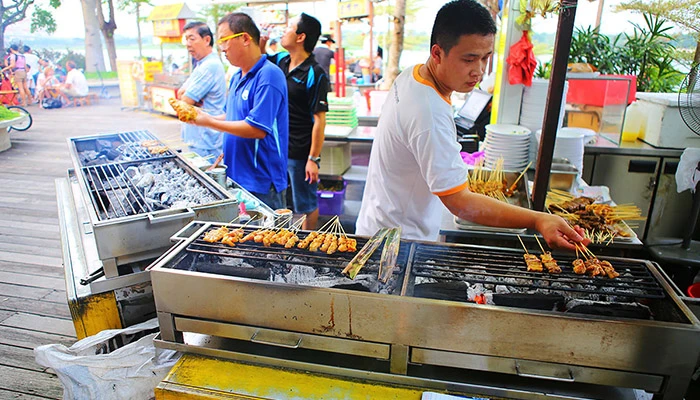 10 địa điểm ăn uống “bao rẻ, bao ngon” ở Singapore