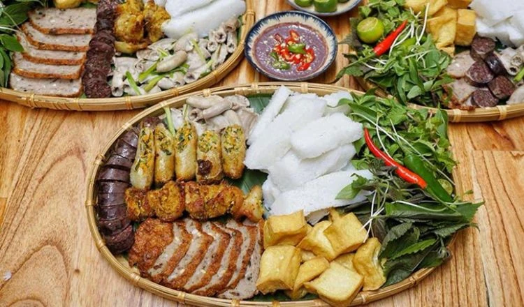 Top 15 quán ăn Quận 1 ngon nức tiếng Sài thành