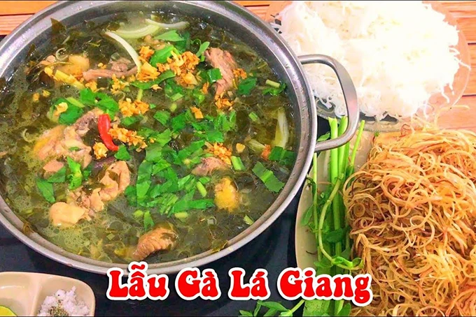 Ăn gì ở Sài Gòn NGON, RẺ? TOP 20 nổi tiếng này là câu trả lời