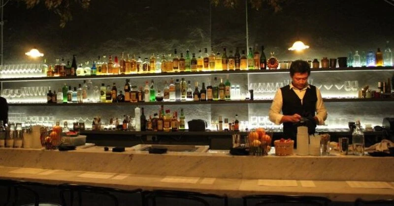 Đừng Bỏ Lỡ TOP 10+ Quán Bar Ở Singapore Sôi Động Hết Nấc