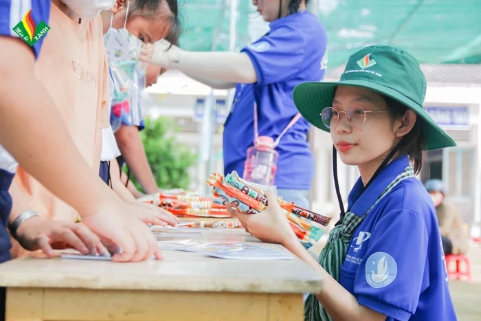 30 năm chiến dịch tình nguyện Mùa Hè Xanh Trường Đại học Mở TP.HCM